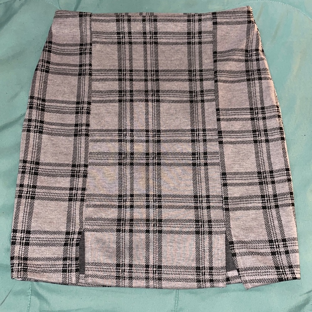 Haley & June Grey & Black Plaid Mini Skirt
